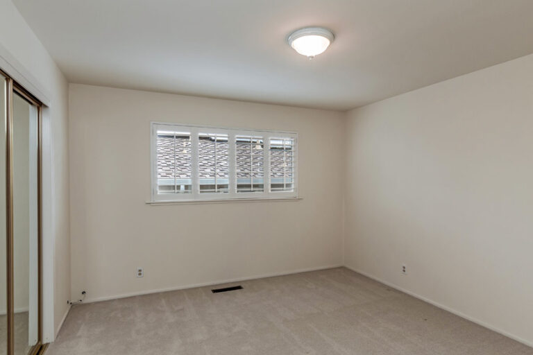 Bedroom (1)