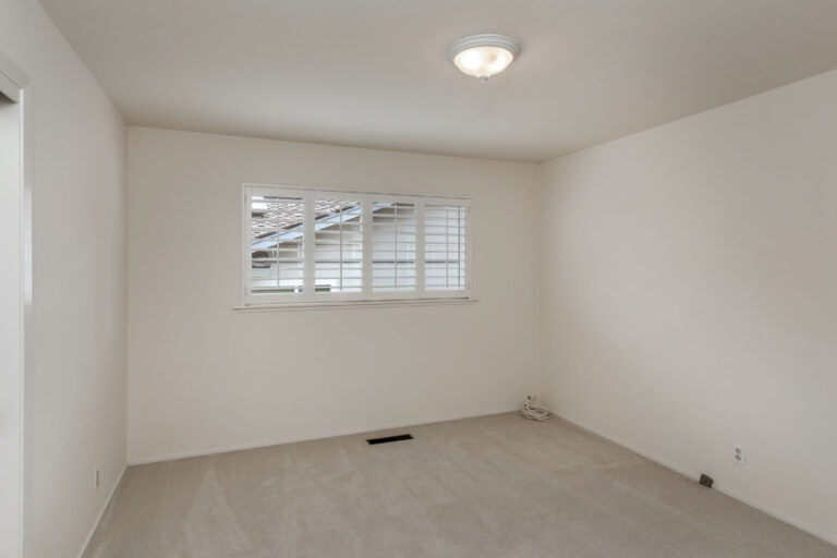 Bedroom (2)